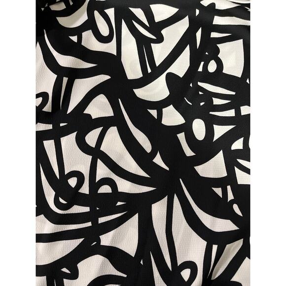 J.Crew 365 Abstract Black White Blouse Size 12 Short Sleeve - Picture 9 of 11